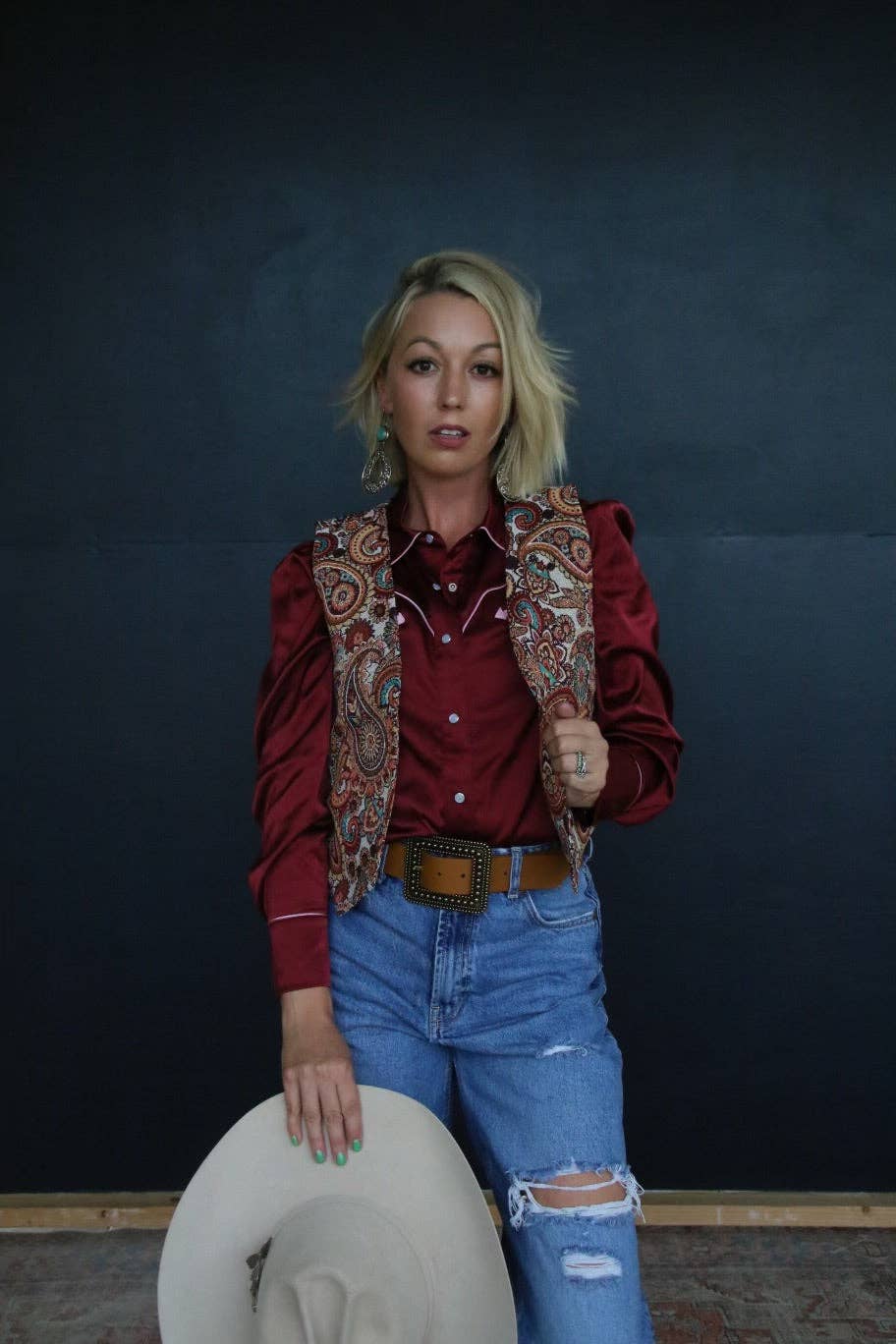 PAISLEY WEAVED VEST